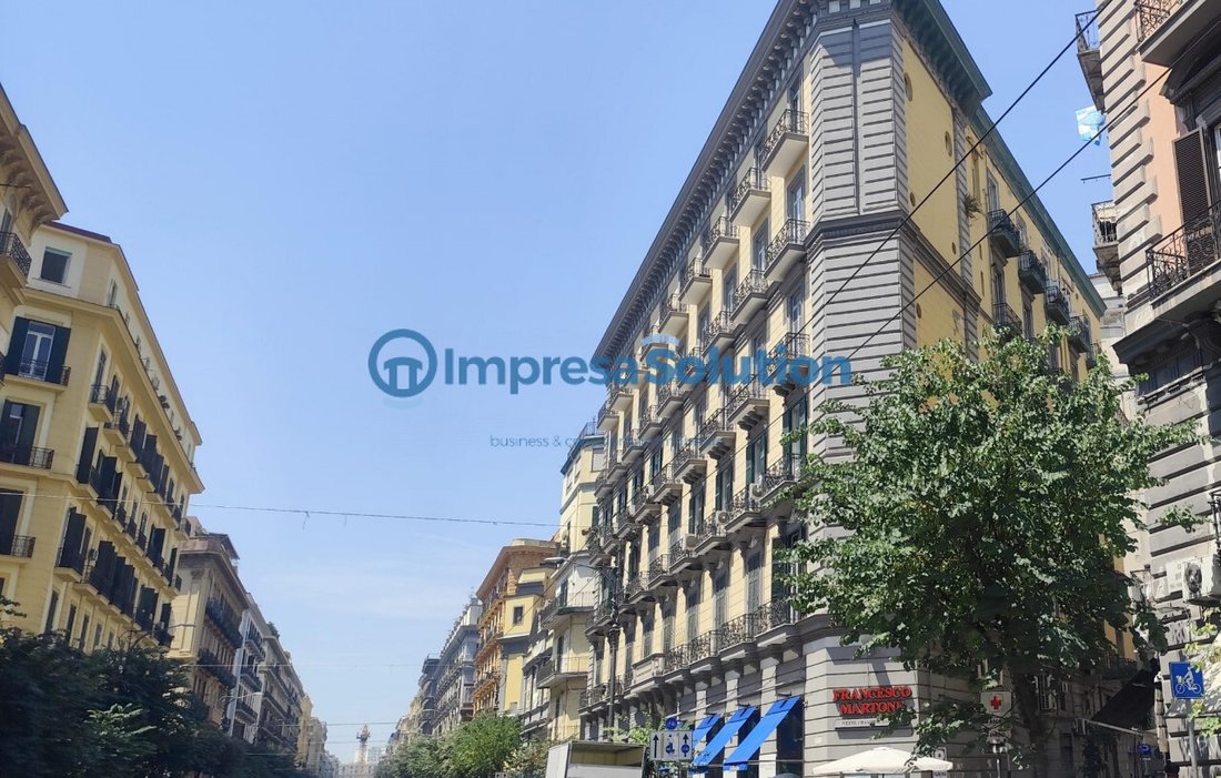 Apartment in Naples, Campania, Italy 1 - 17524752