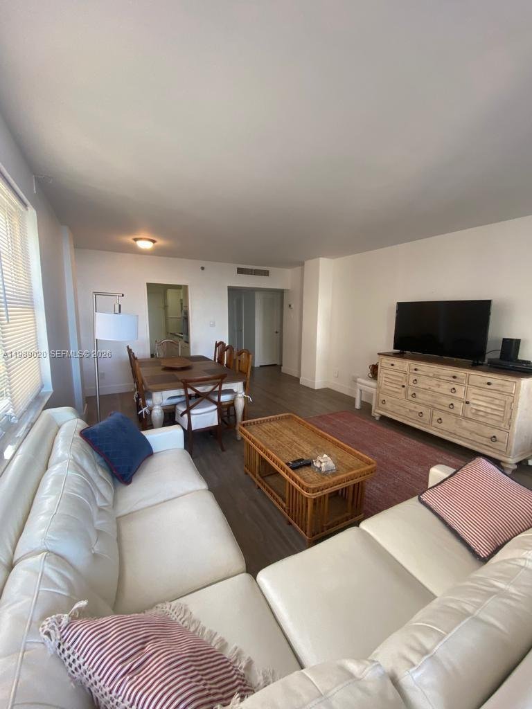 Condo in Miami Beach, Florida, United States 2 - 17520446