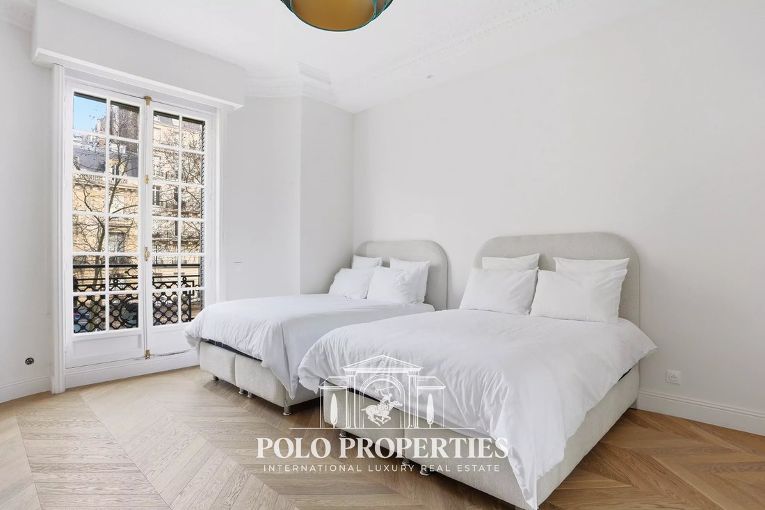 Apartment in Porte Dauphine, Paris 16e Arrondissement, Paris 3 - 17381585