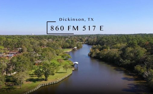 House in Dickinson, Texas, United States 1