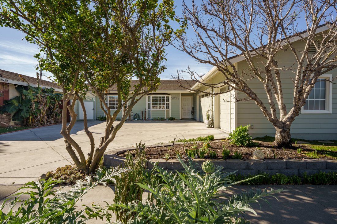 House in Huntington Beach, California, United States 3 - 17519475
