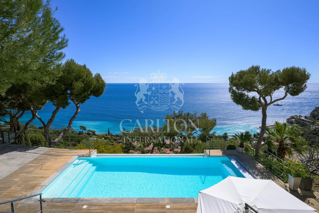 Villa in Èze, Provence-Alpes-Côte d'Azur, France 1 - 17520789