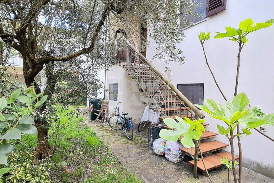 Villa in Historic Center, Lucca, Tuscany 4 - 17523563