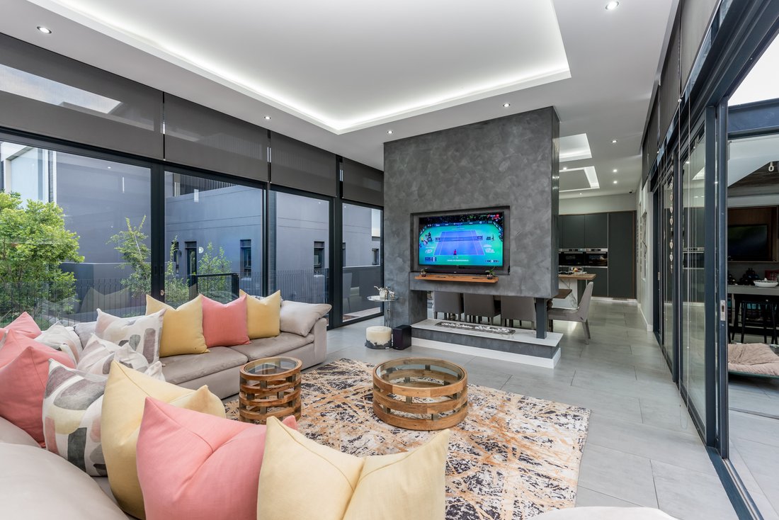 House in Midrand, Gauteng, South Africa 5 - 17522978
