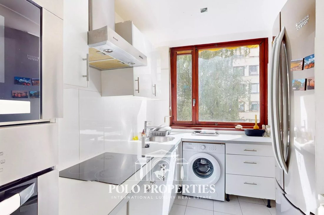 Apartment in Auteuil Nord, Paris 16e Arrondissement, Paris 5 - 16184401