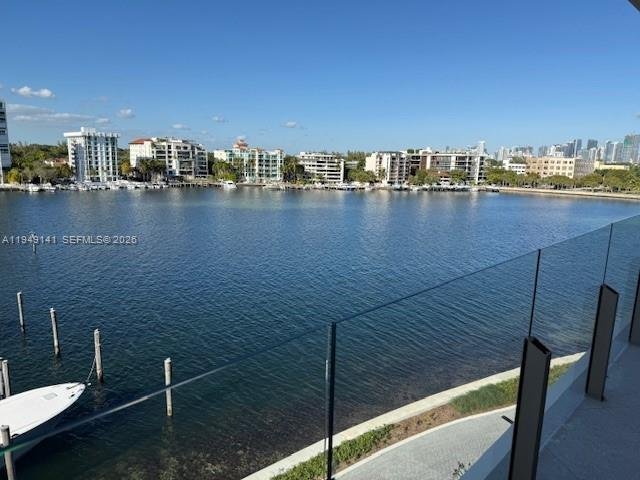 Condo in Miami, Florida, United States 3 - 17523837