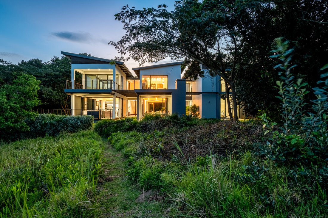 Casa en Port Zimbali, KwaZulu-Natal, Sudáfrica 1 - 17522832