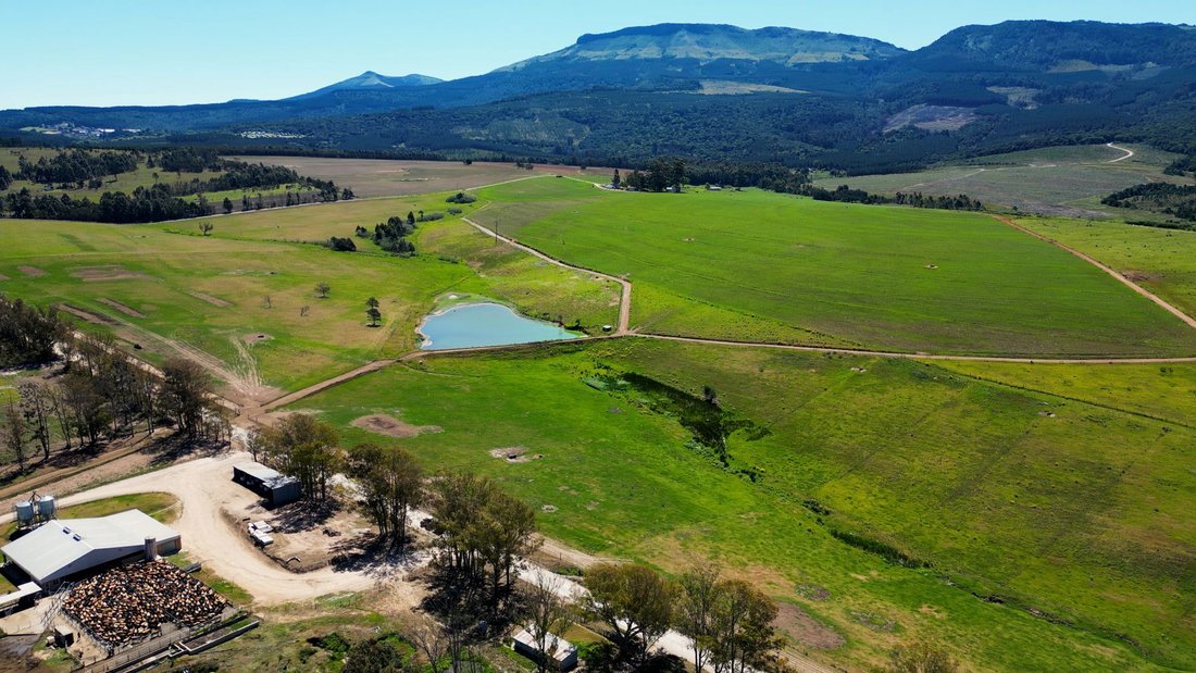 Farm Ranch in Stutterheim, Eastern Cape, South Africa 2 - 17522929