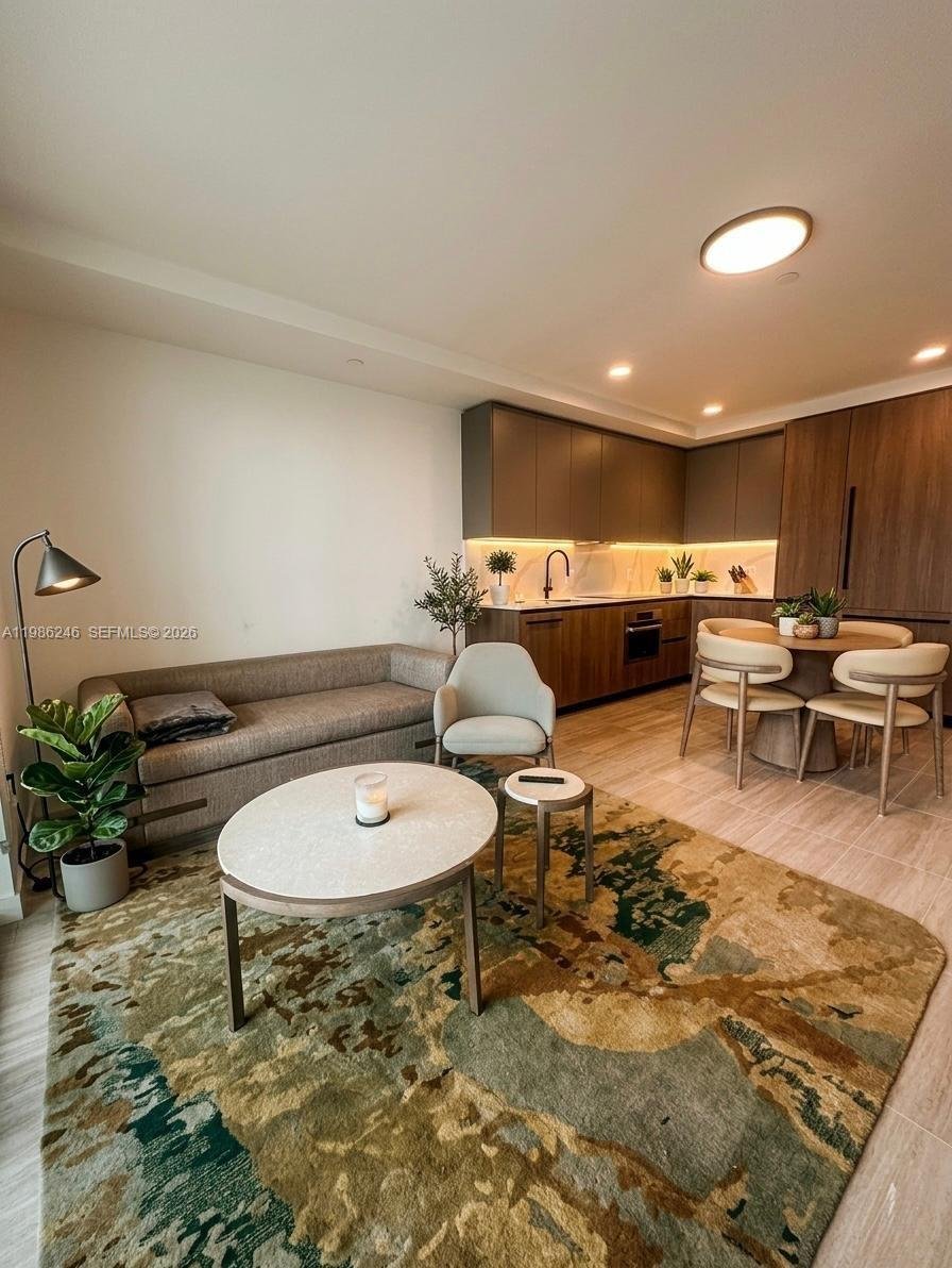 Condo in Miami Beach, Florida, United States 4 - 17520493
