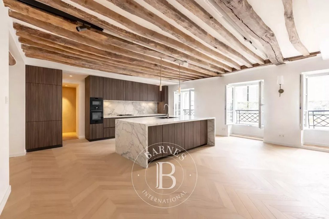Apartment in Mairie, Paris 8e Arrondissement, Paris 3 - 17520583