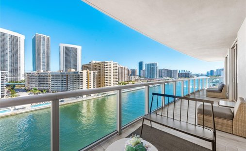Condominio a Hallandale Beach, Florida, Stati Uniti 1