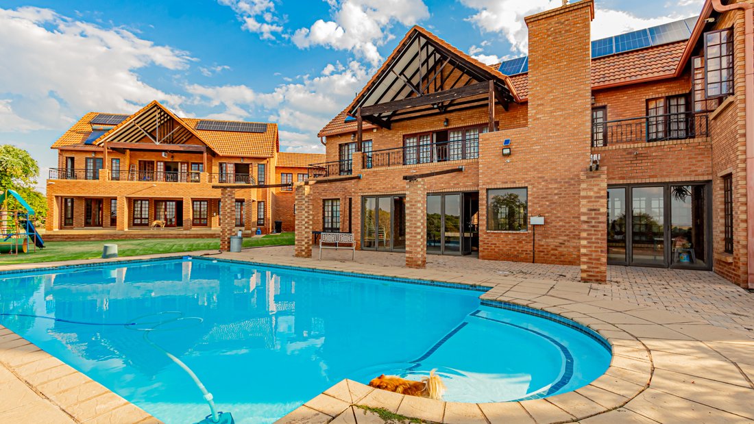 Farm Ranch in Centurion, Gauteng, South Africa 5 - 17522915