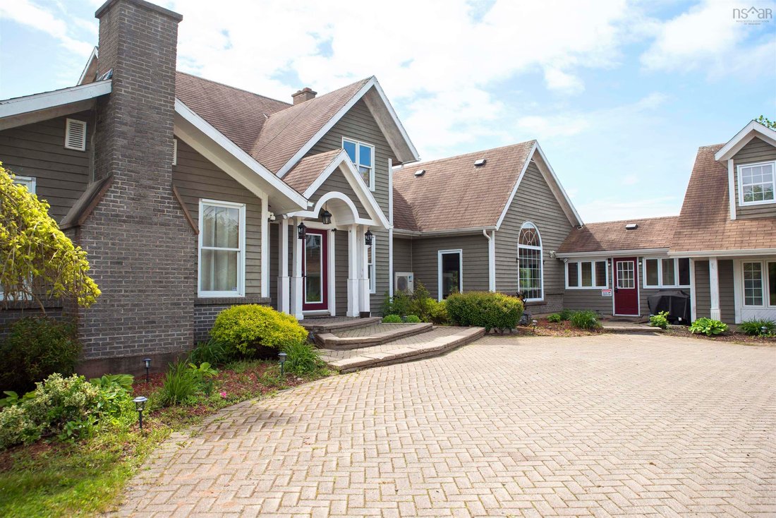House in Coxheath, Nova Scotia, Canada 1 - 17524514