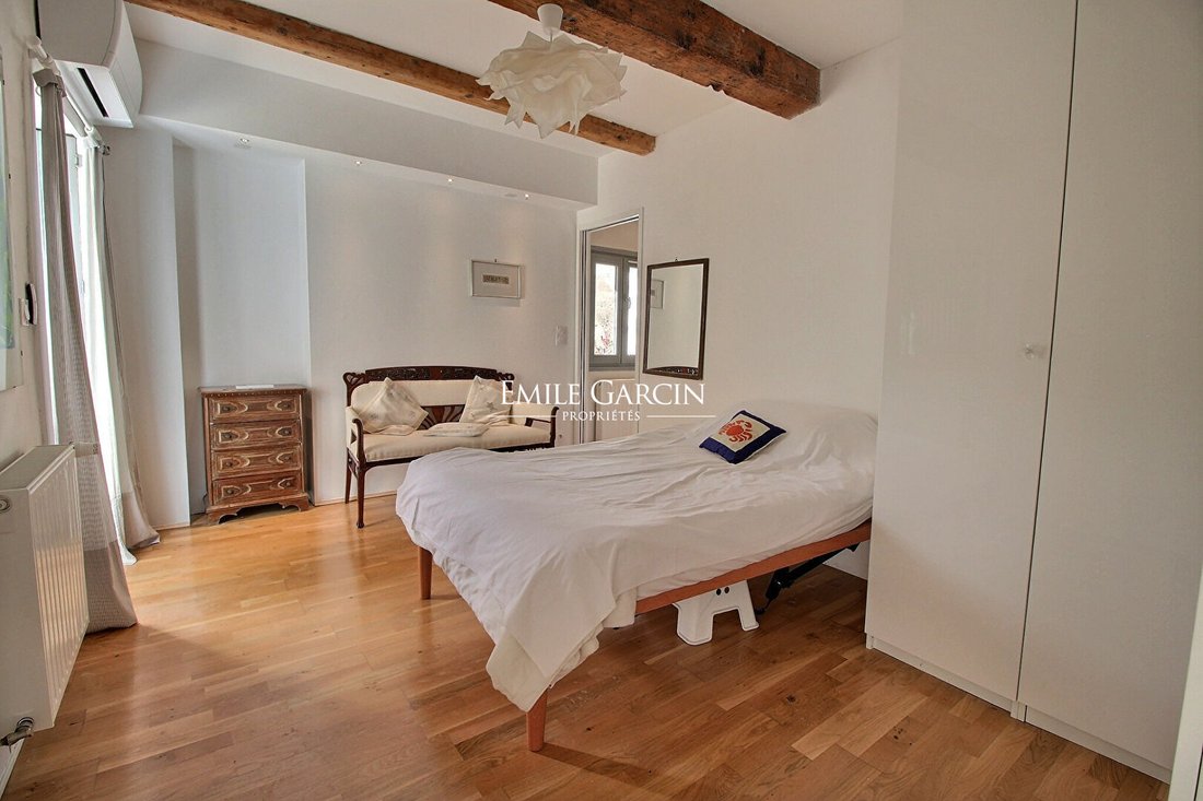 Villa in Uzès, Occitania, France 4 - 17509226