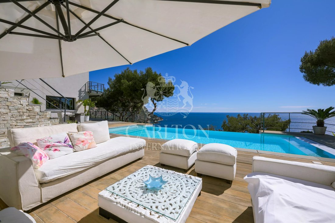 Villa in Èze, Provence-Alpes-Côte d'Azur, France 3 - 17520789