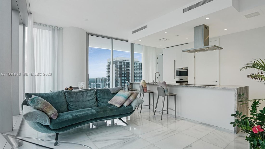 Condo in Miami, Florida, United States 4 - 17520449