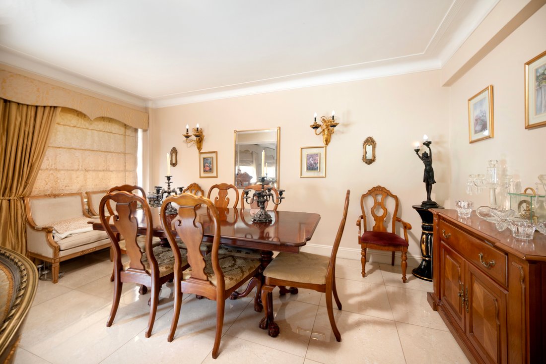 Apartment in St John's Wood, Westminster, England 2 - 17520092