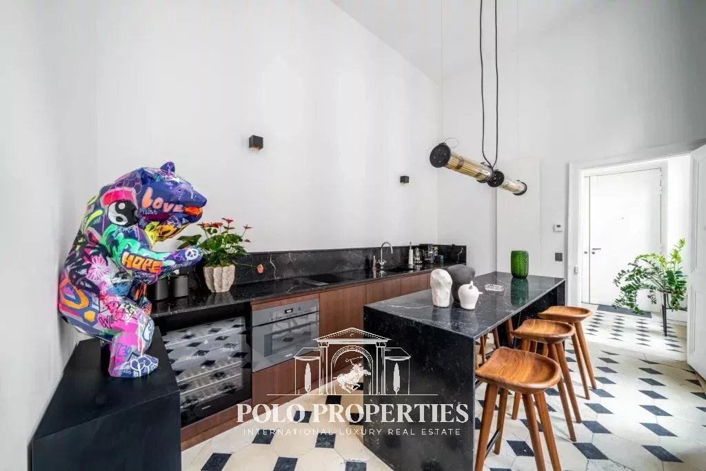 Apartment in Saint Germain des Prés, Paris 6e Arrondissement, Paris 2 - 16098773