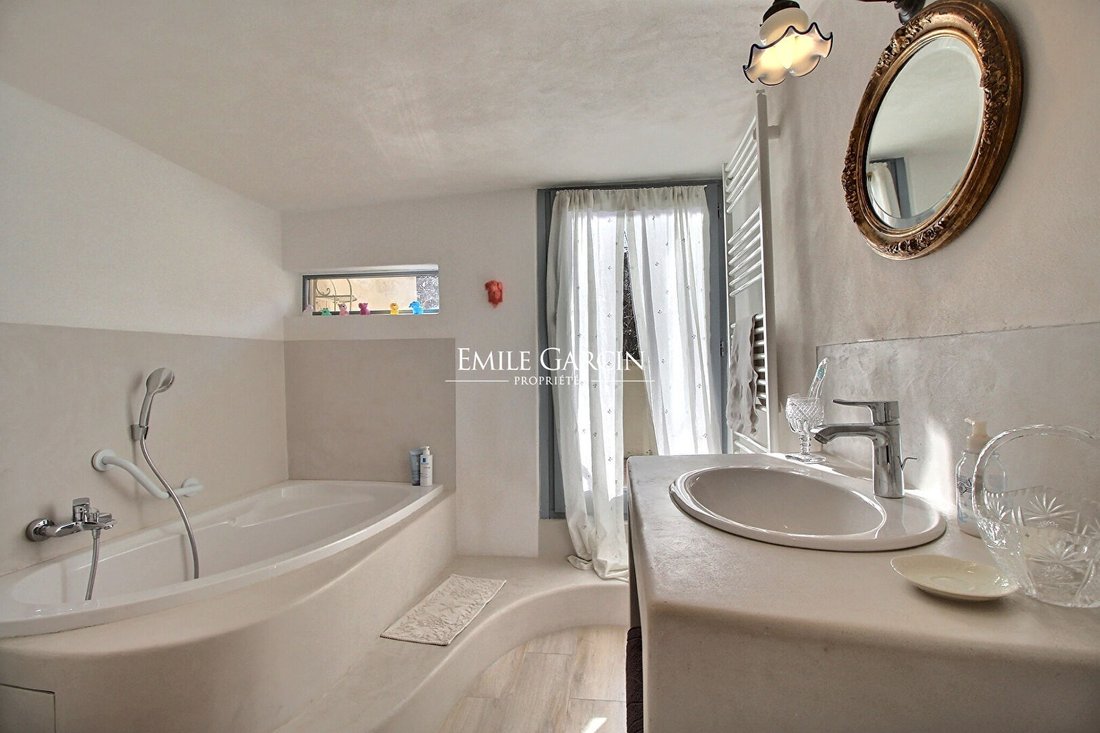 Villa in Uzès, Occitania, France 5 - 17509226