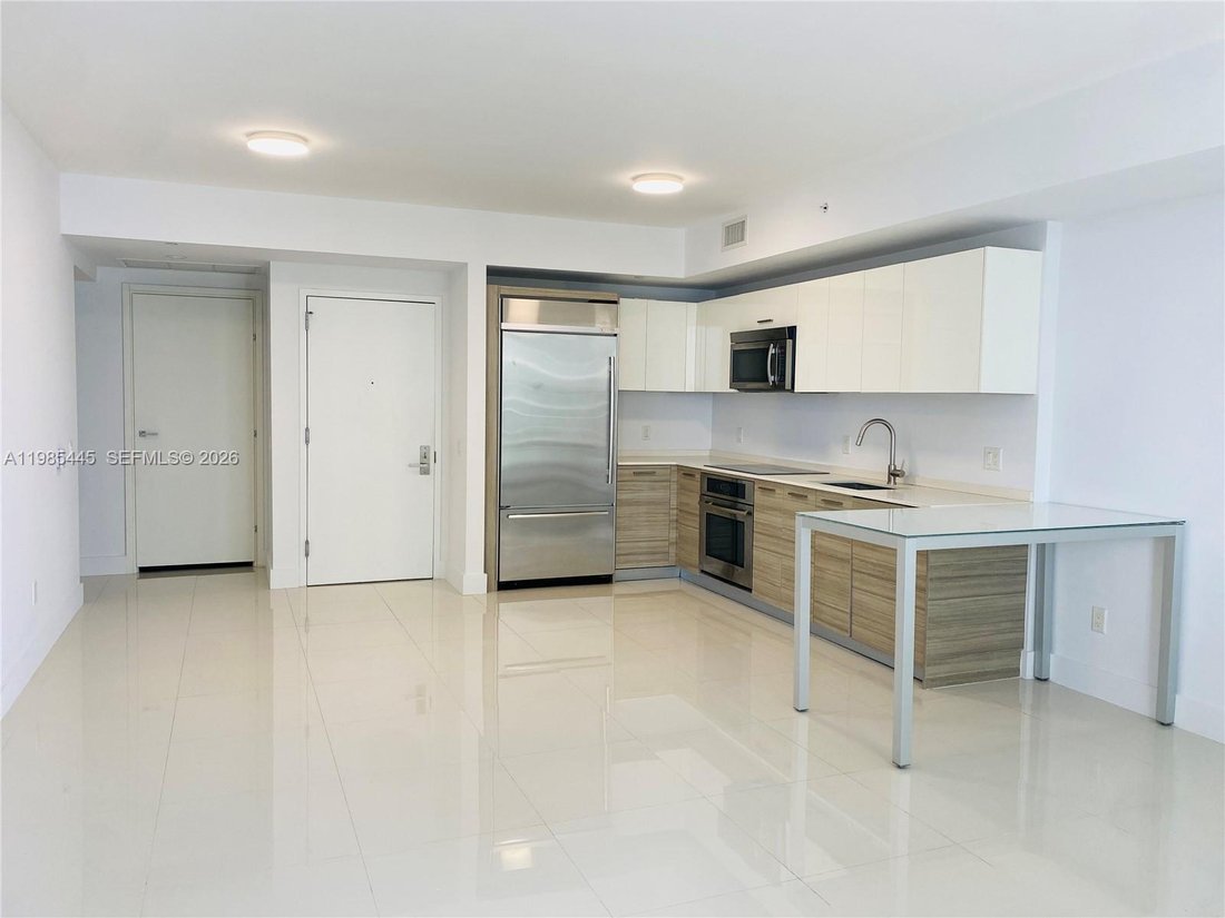 Condo in Miami, Florida, United States 2 - 17520340
