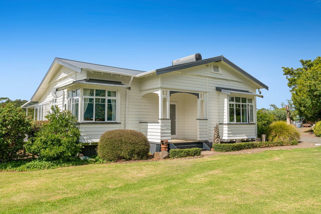 House in Kaukapakapa, Auckland, New Zealand 4 - 17525335