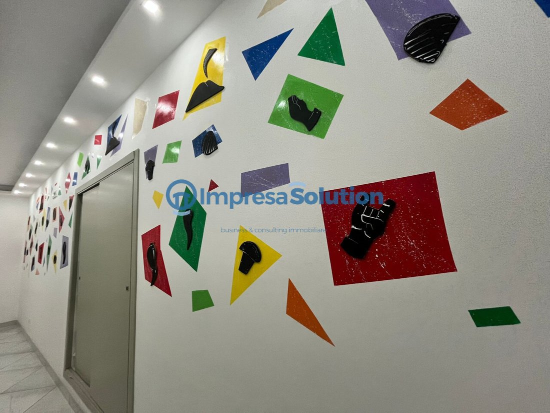 Apartment in Naples, Campania, Italy 3 - 17524752
