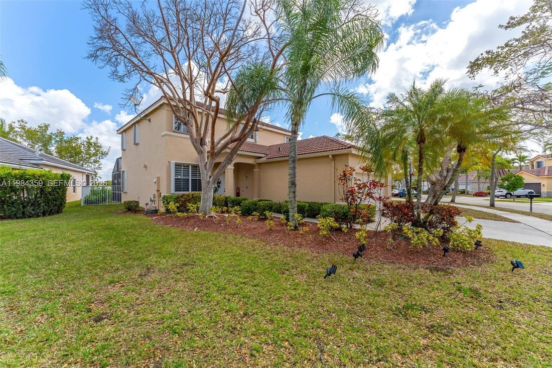 House in Weston, Florida, United States 3 - 17520485