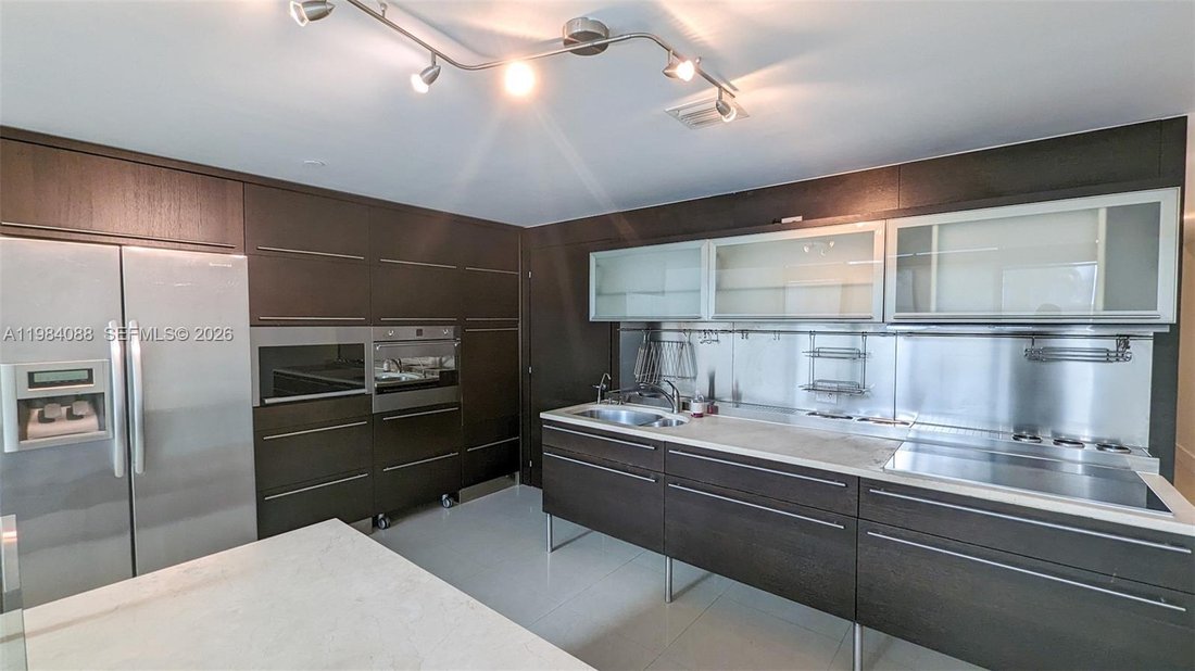 Condo in Miami Beach, Florida, United States 2 - 17520262