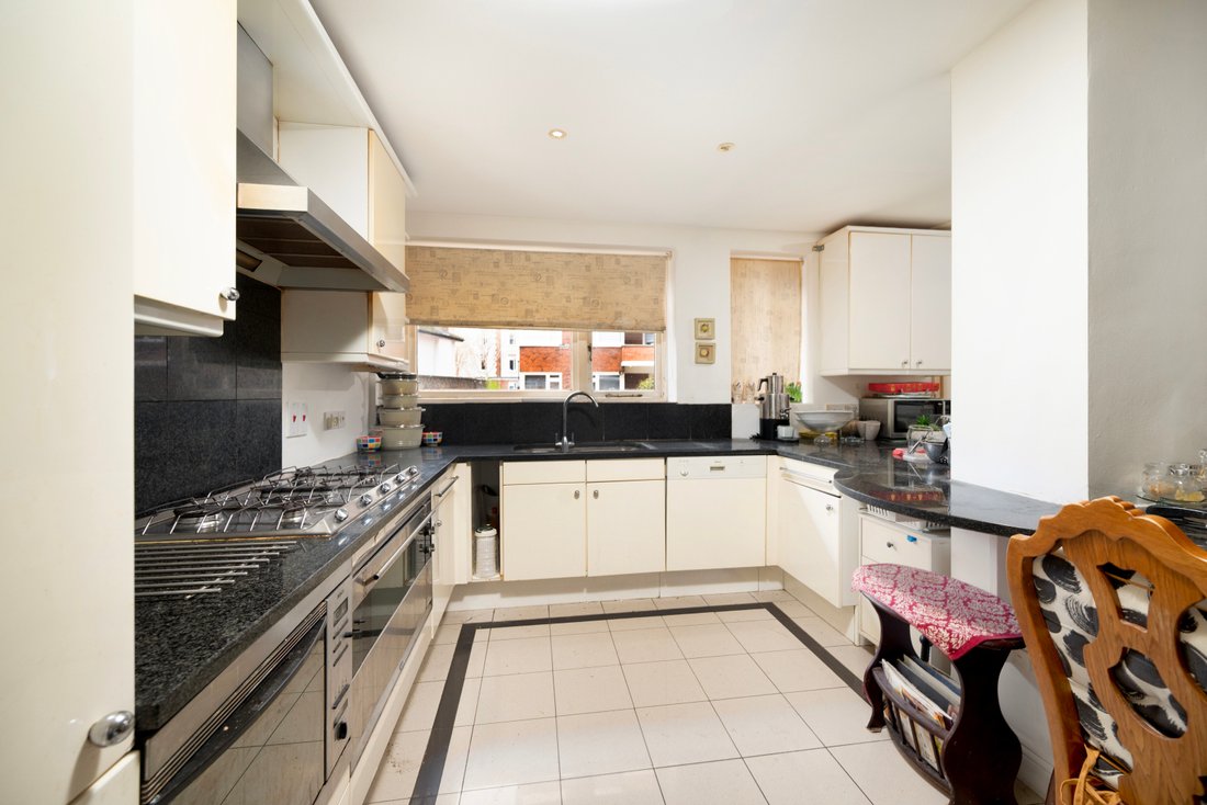 Apartment in St John's Wood, Westminster, England 5 - 17520092