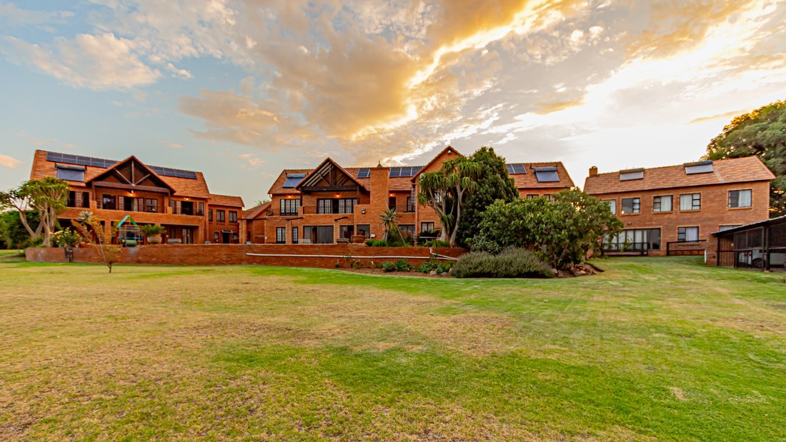 Farm Ranch in Centurion, Gauteng, South Africa 1 - 17522915