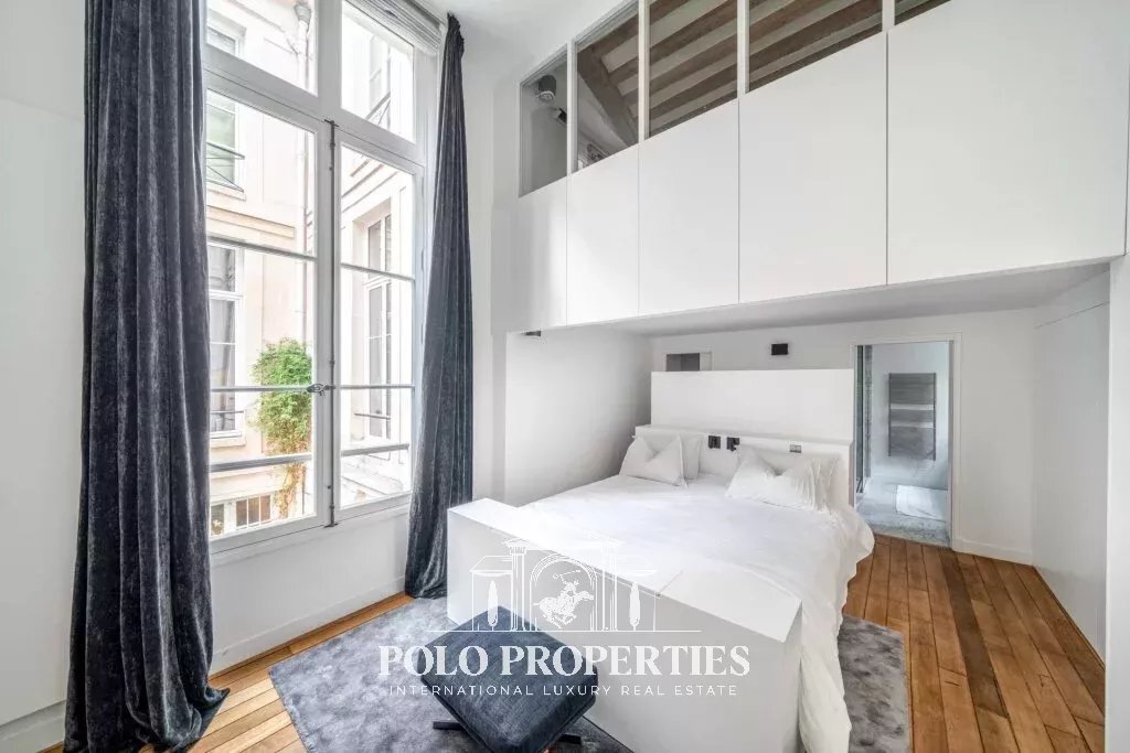 Apartment in Saint Germain des Prés, Paris 6e Arrondissement, Paris 4 - 16098773