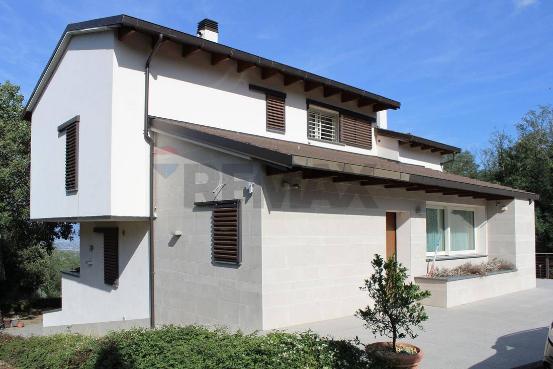 Villa in Lamporecchio, Tuscany, Italy 4 - 17525182