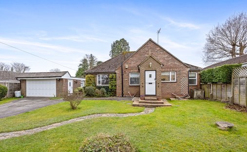 Bungalow in Crawley Down, England 1