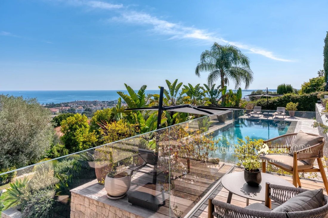 Villa in Saint Maymes-Lauvert, Antibes, France 3 - 16164503
