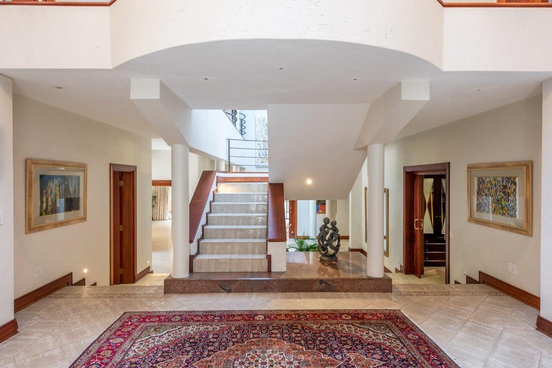 House in Broadacres, Gauteng, South Africa 4 - 17522838