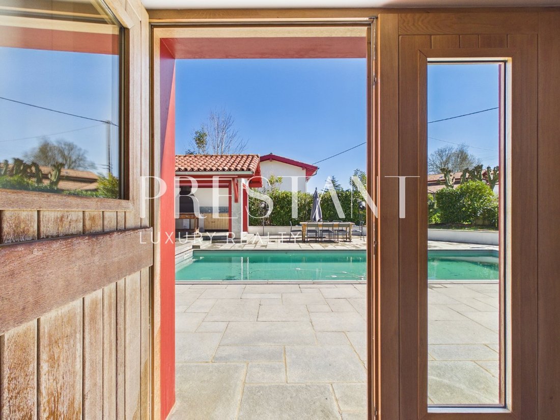 House in Larressore, Nouvelle-Aquitaine, France 2 - 17524047