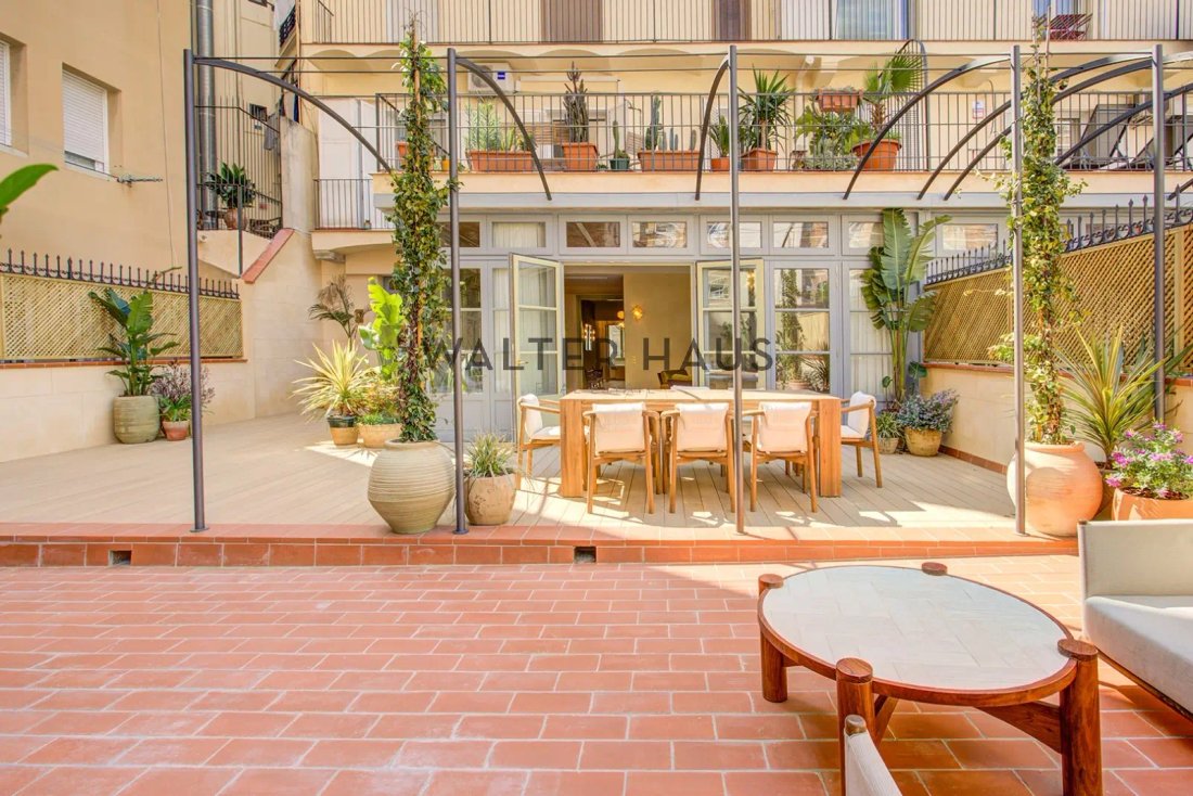 Apartment in Eixample, Barcelona, Spain 2 - 17520426