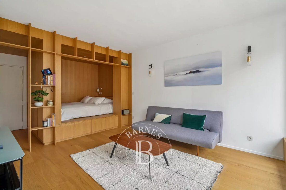 Apartment in Muette Sud, Paris 16e Arrondissement, Paris 2 - 17519587