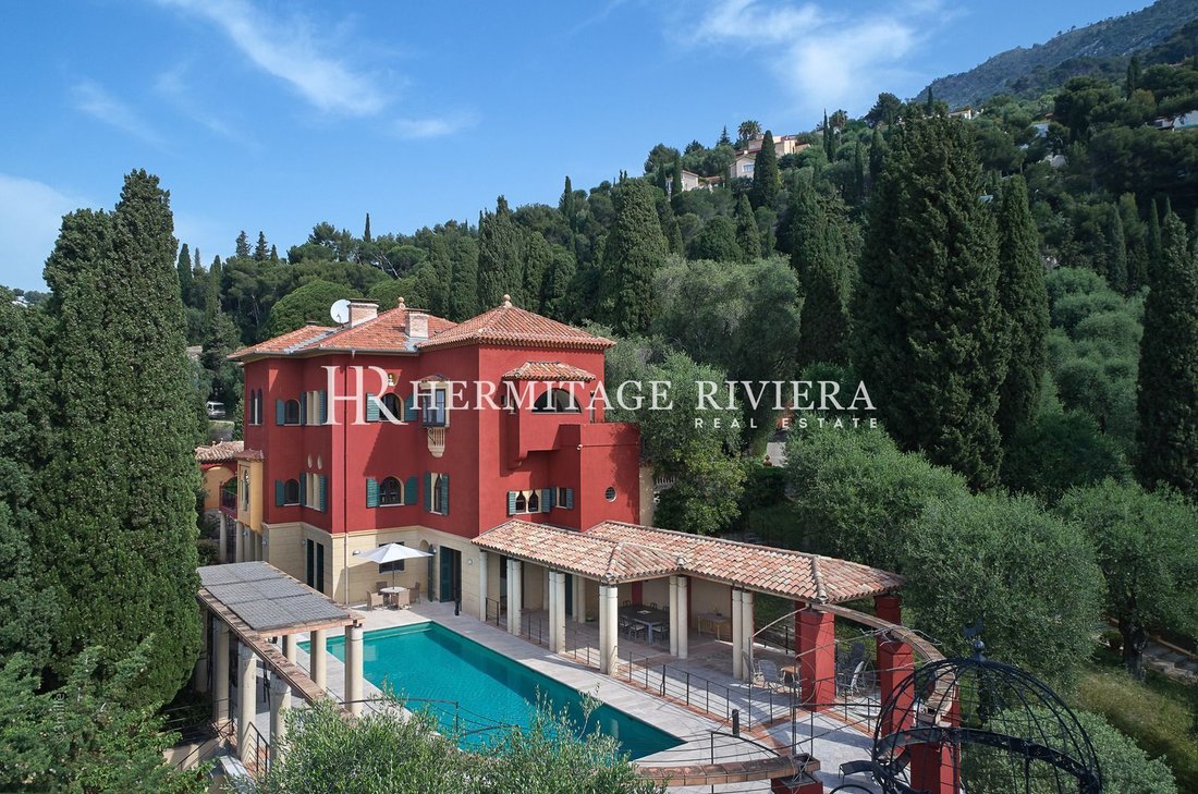 Villa in Menton, Provence-Alpes-Côte d'Azur, France 1 - 17519532