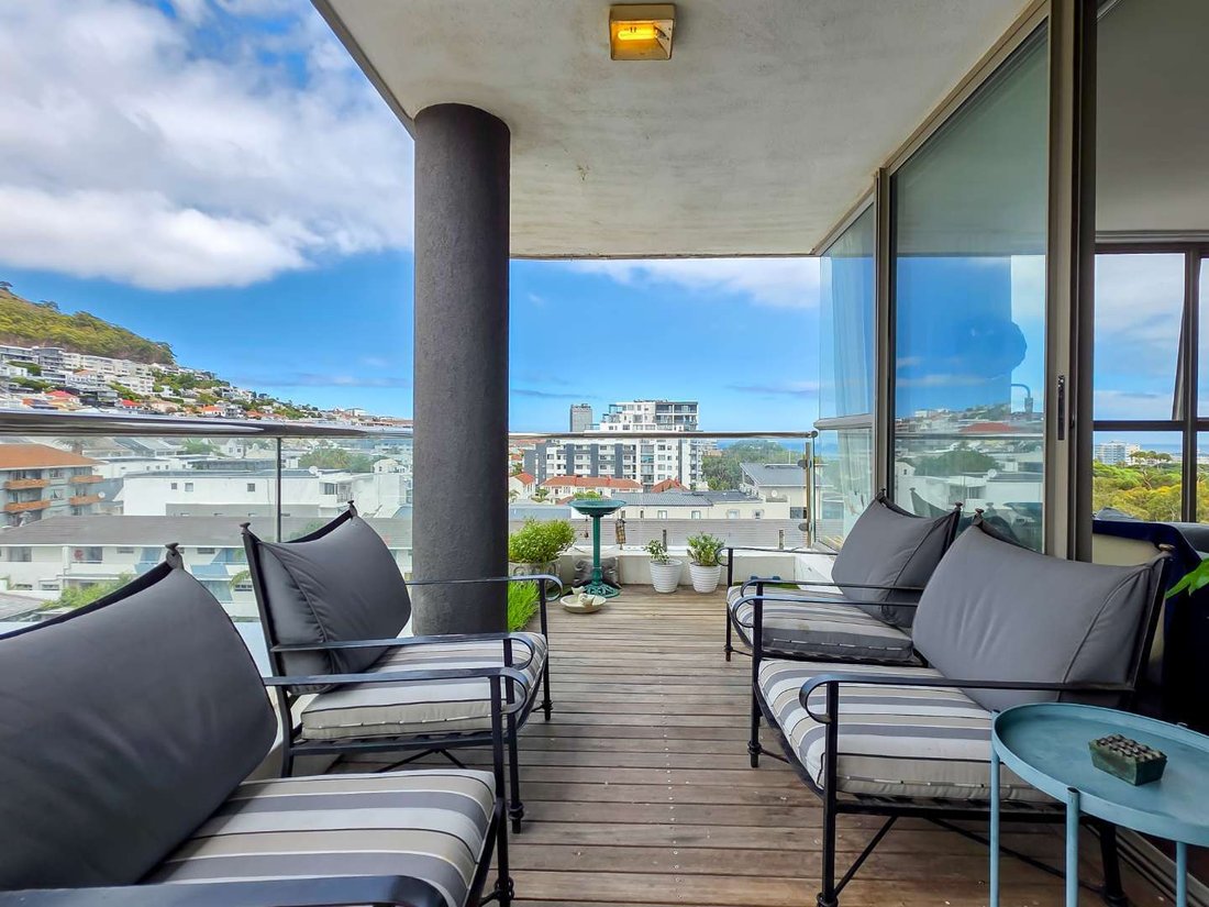 Apartment in Green Point, Atlantic Seaboard, Cape Town 4 - 17519974