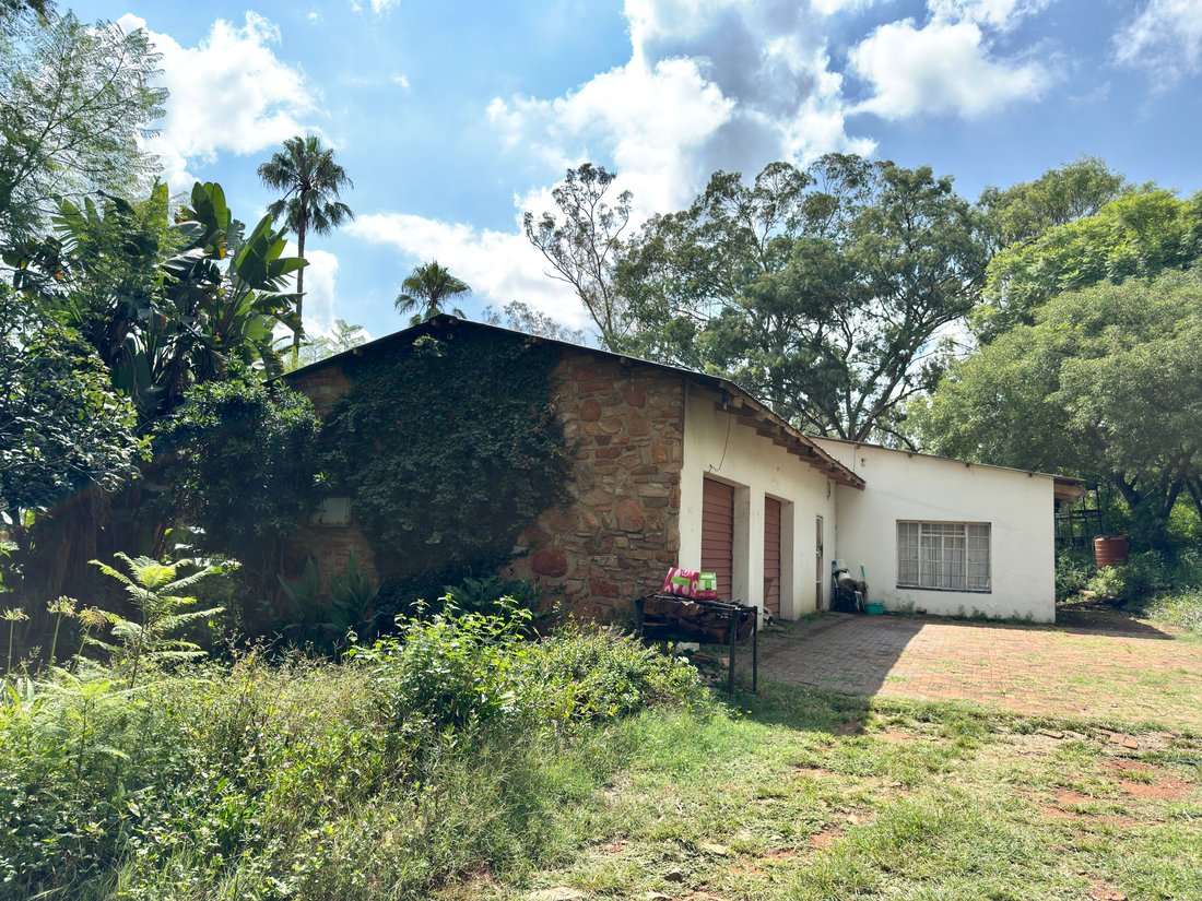 Farm Ranch in Pretoria North, Gauteng, South Africa 1 - 17522977