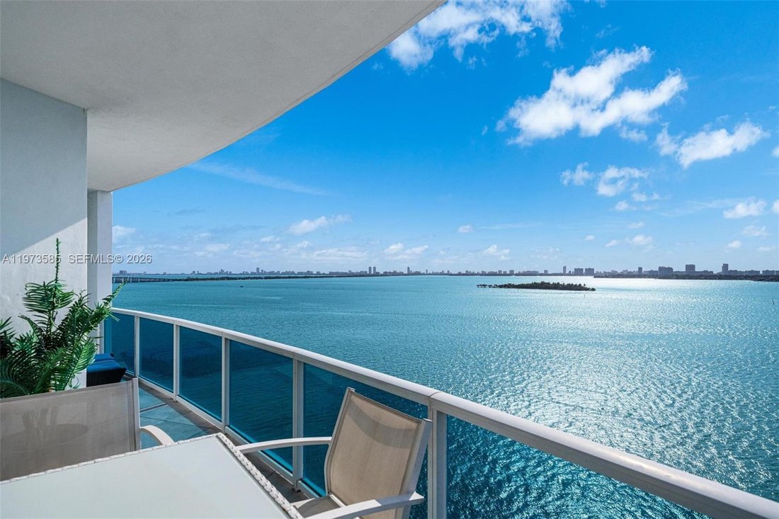 Condo in Miami, Florida, United States 1 - 17520455
