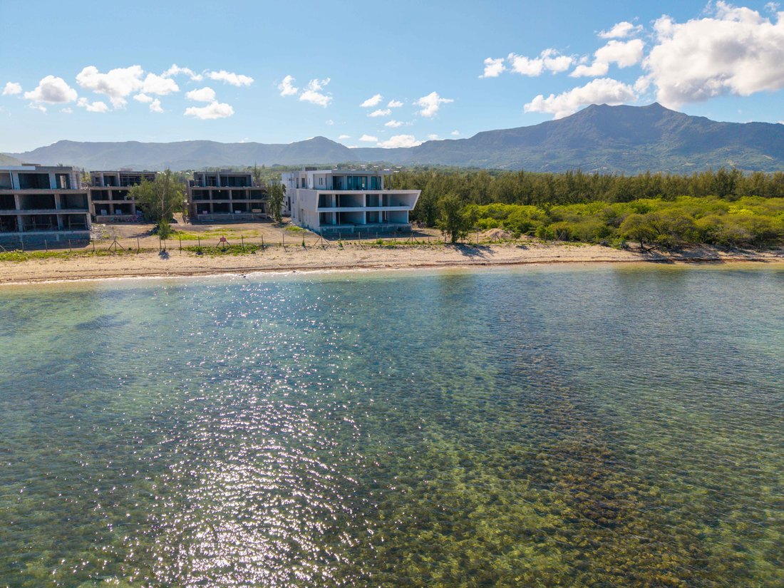 Apartment in Grande Riviere Noire, Rivière Noire District, Mauritius 5 - 17522966