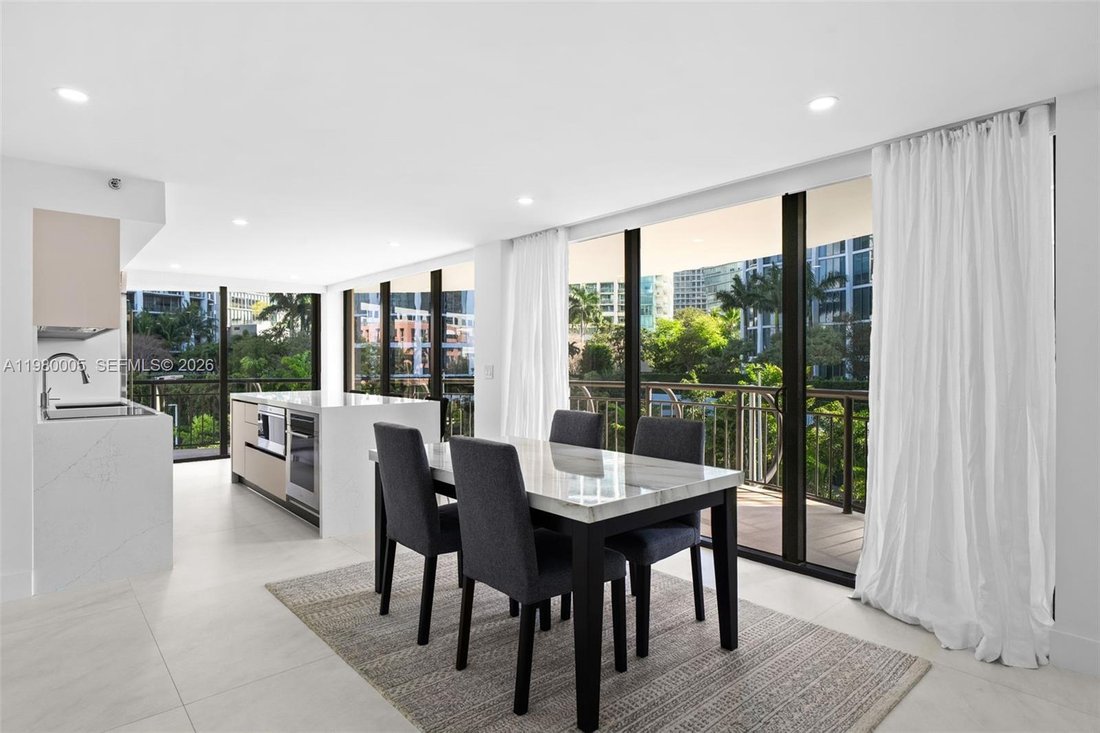 Condo in Miami, Florida, United States 1 - 17520373
