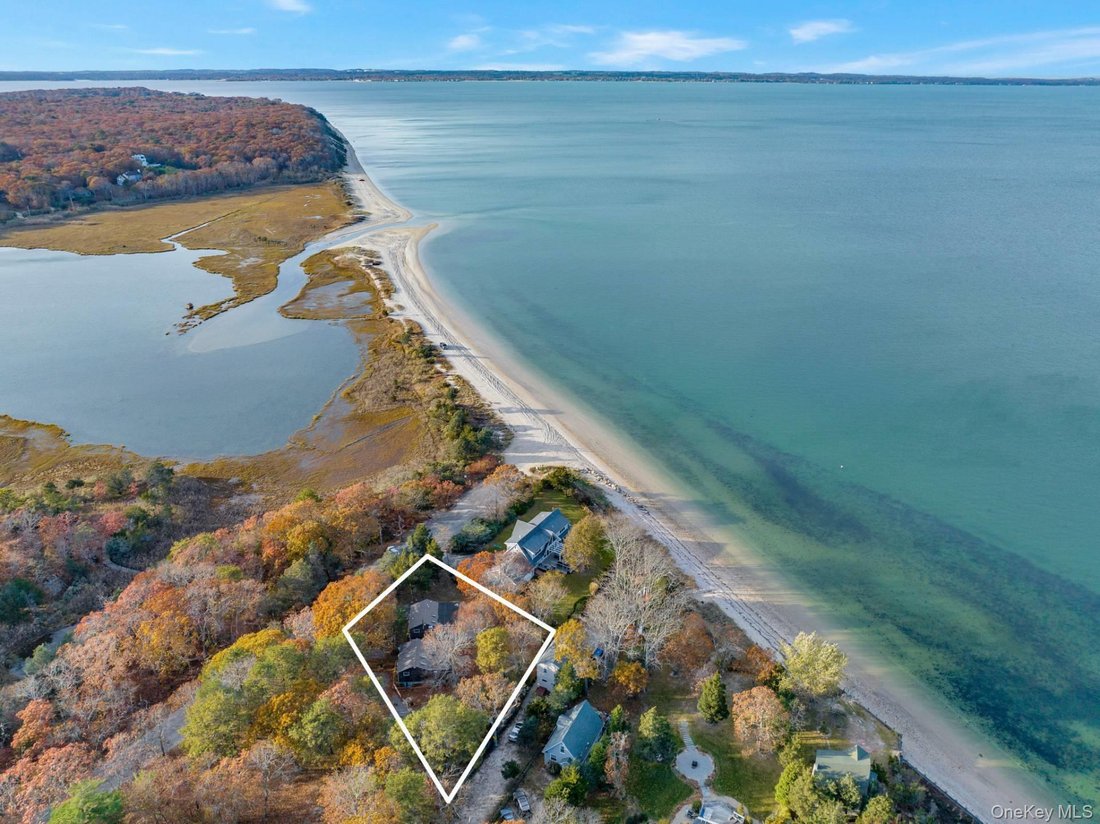 House in Hampton Bays, New York, United States 1 - 17519844