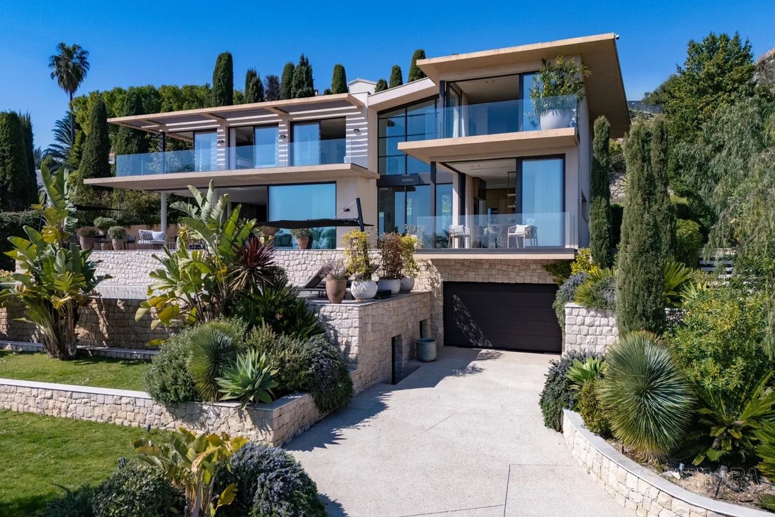Villa in Saint Maymes-Lauvert, Antibes, France 1 - 16164503