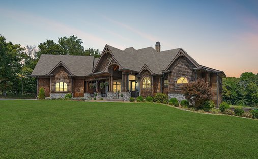 House in Lafayette, Tennessee, United States 1