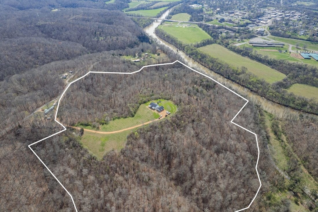 House in Hohenwald, Tennessee, United States 1 - 17418368
