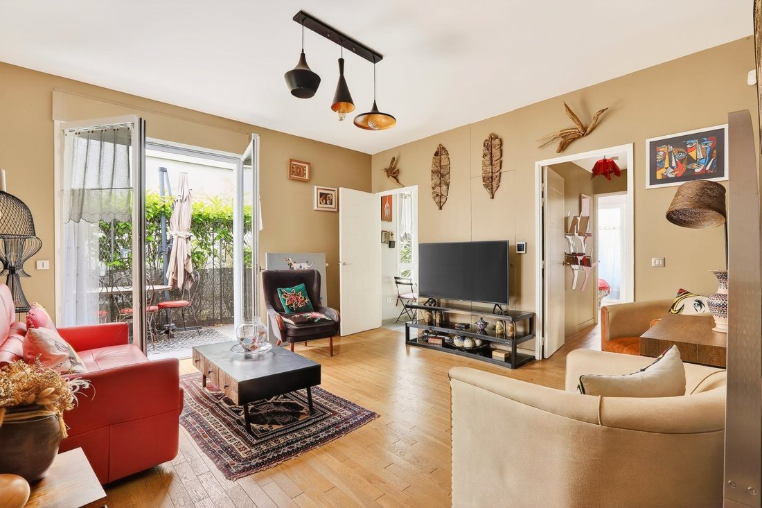 Apartment in Reine-Mairie, Boulogne-Billancourt, France 1 - 17524054