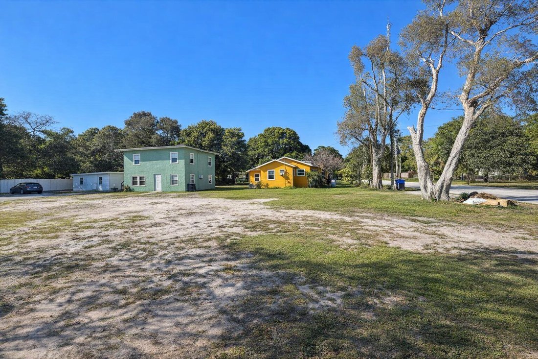 Fort Pierce, Florida, United States 3 - 17496272